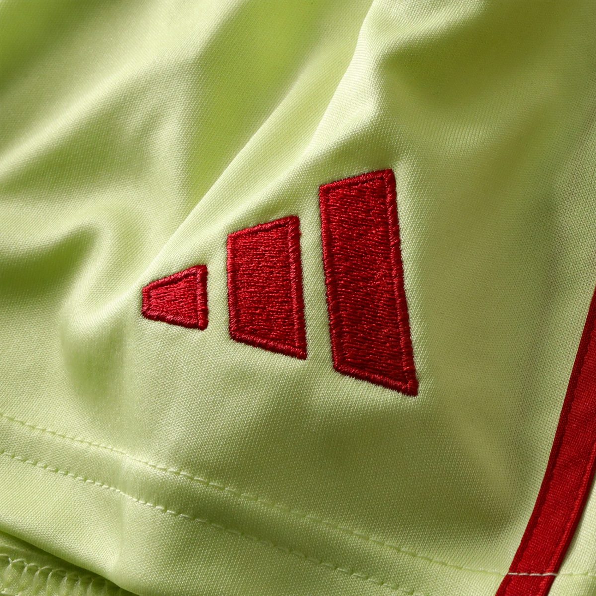 Aston Villa Jerseys - Official aston villa adidas goalkeeper shorts 2025-26 with custom printing Collection for AVFC Fans